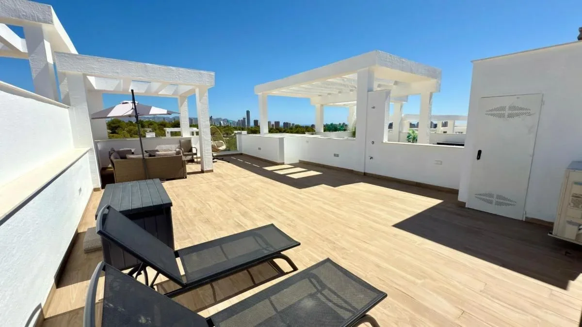 Penthouse with terrace and roof terrace in Mirador Hills, Finestrat