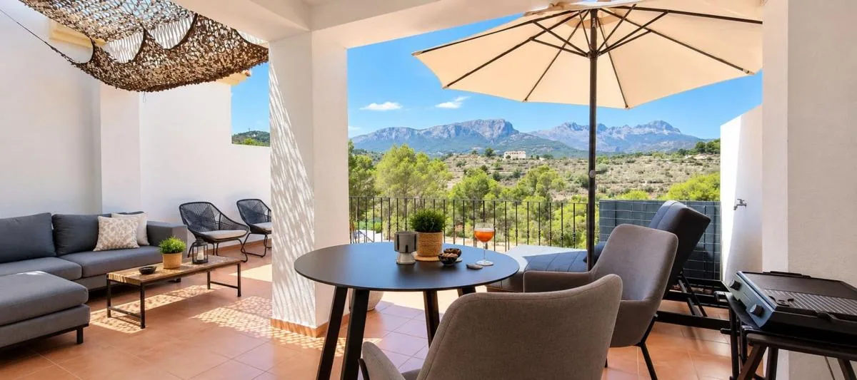 Halfvrijstaande woning in Partida la Empedrola, Calpe