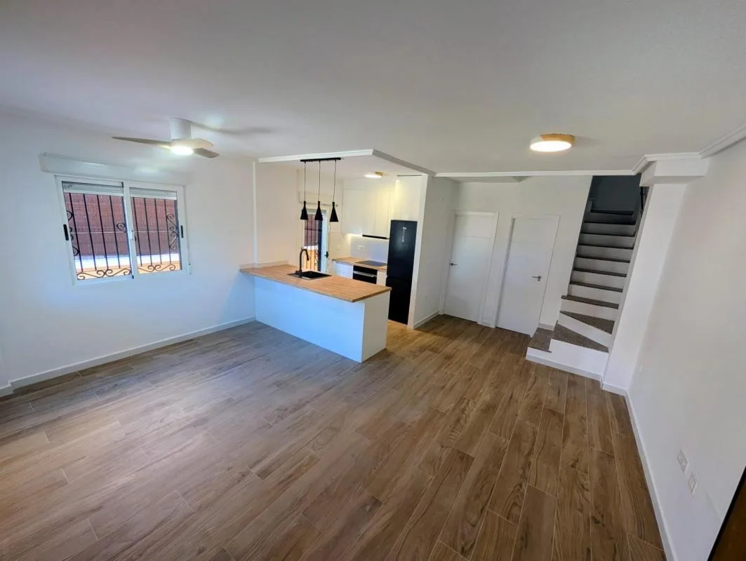 Chalet with solarium and pools in Dream Hills, Orihuela Costa