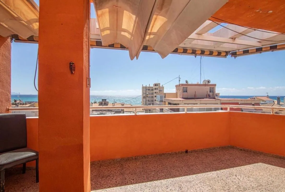 Toppleilighet med 3 soverom i Calle Sant Bartomeu, El Campello