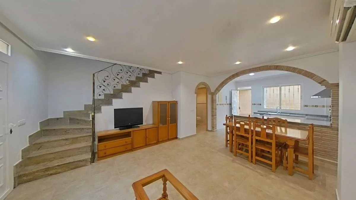 Renovated home 200 m from the sea in Santiago de la Ribera